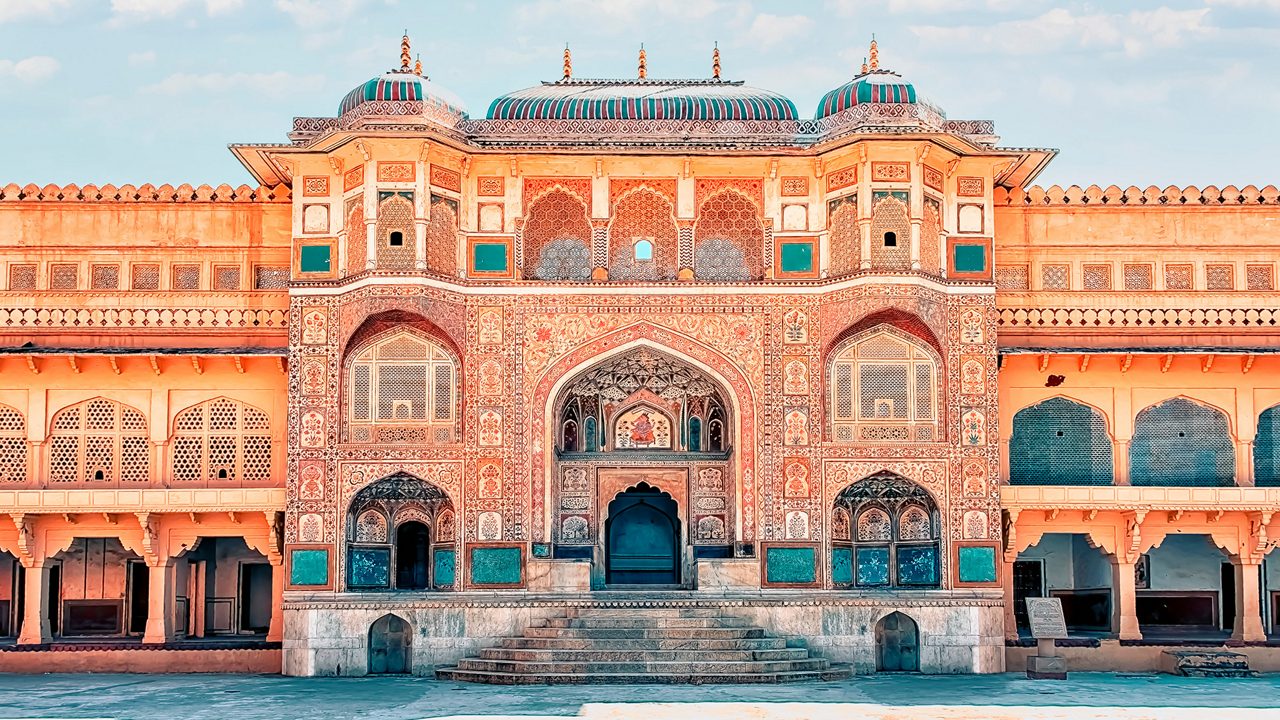 Taj Mahal Tour Image