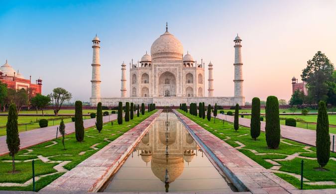 Taj Mahal Tour Image